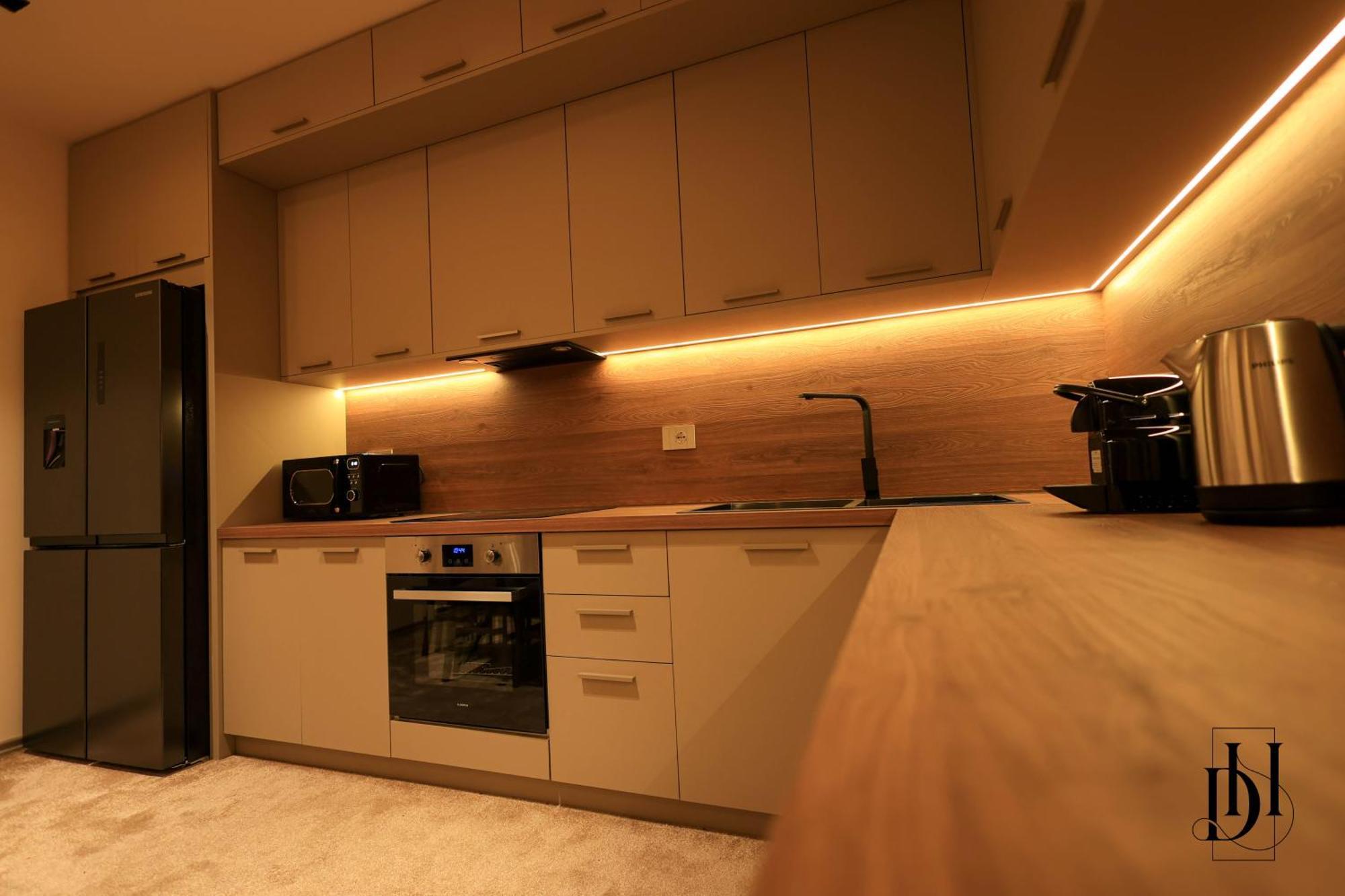 Deha Rooms & Apartments تيرانا المظهر الخارجي الصورة